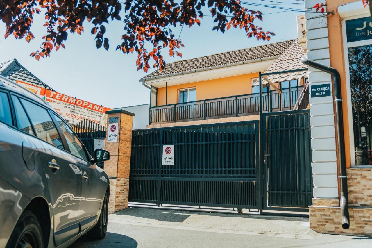 Apartmán Orange House Temešvár Exteriér fotografie